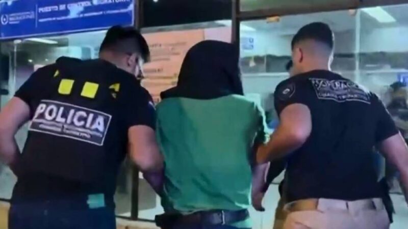 Silvinei Vasques é entregue à Polícia Federal após prisão no Paraguai