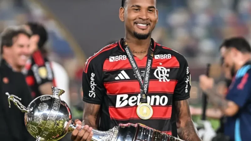Time europeu anuncia contratação de ex-zagueiro do Flamengo