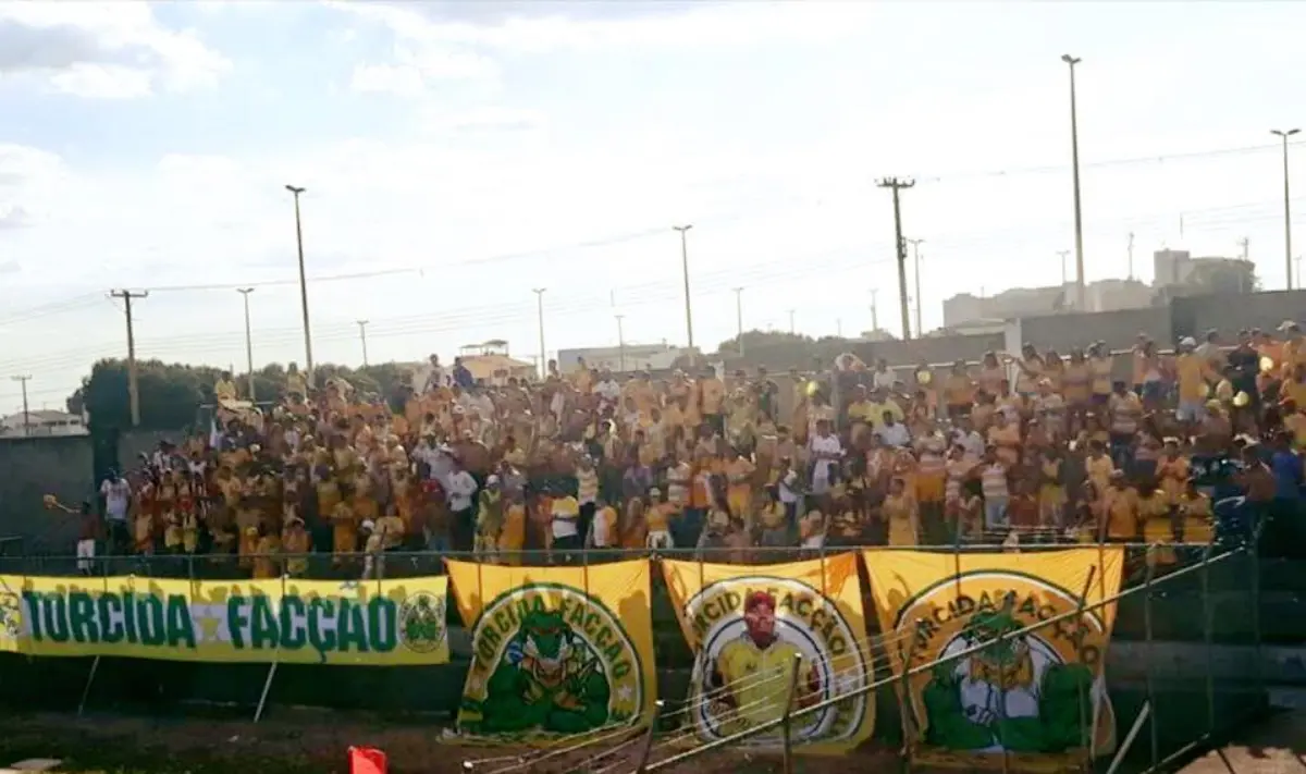 Torcida Organizada do Brasiliense é proibida de frequentar estádios por cinco anos