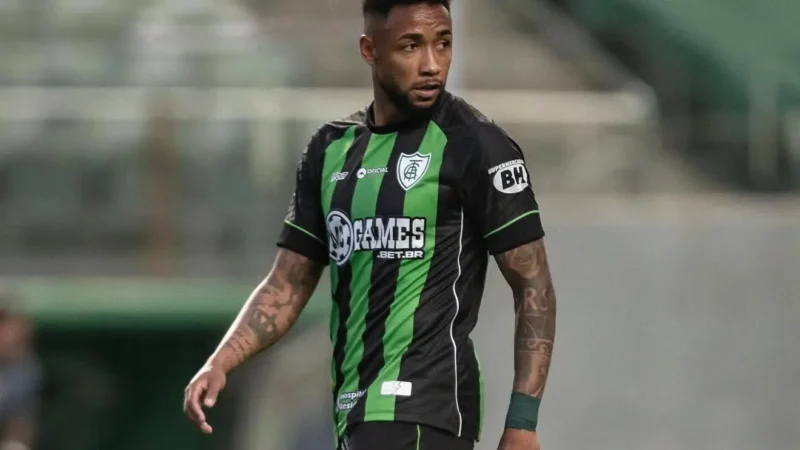 Vila Nova acerta com primeiro reforço para 2026