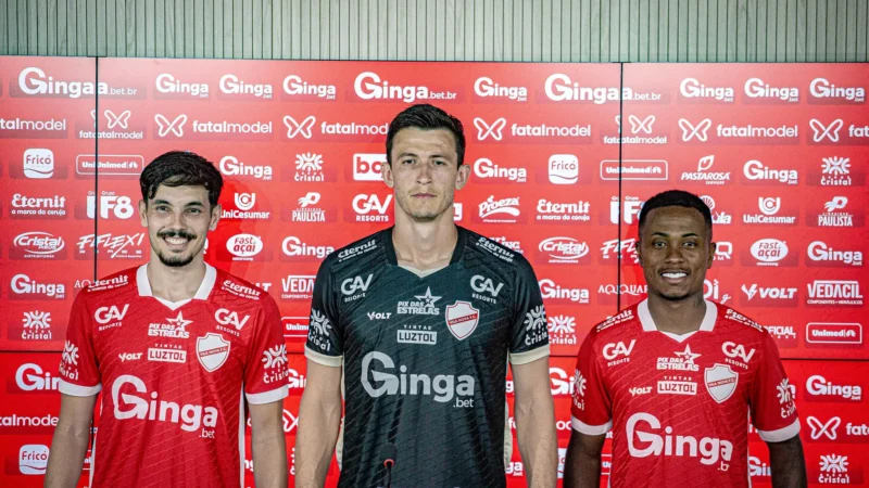 Vila Nova apresenta “pacotão” de reforços para 2026