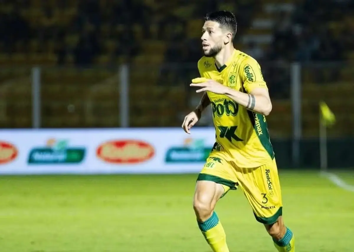 Vila Nova irá faturar bolada com negociação do zagueiro Jemmes para o Fluminense