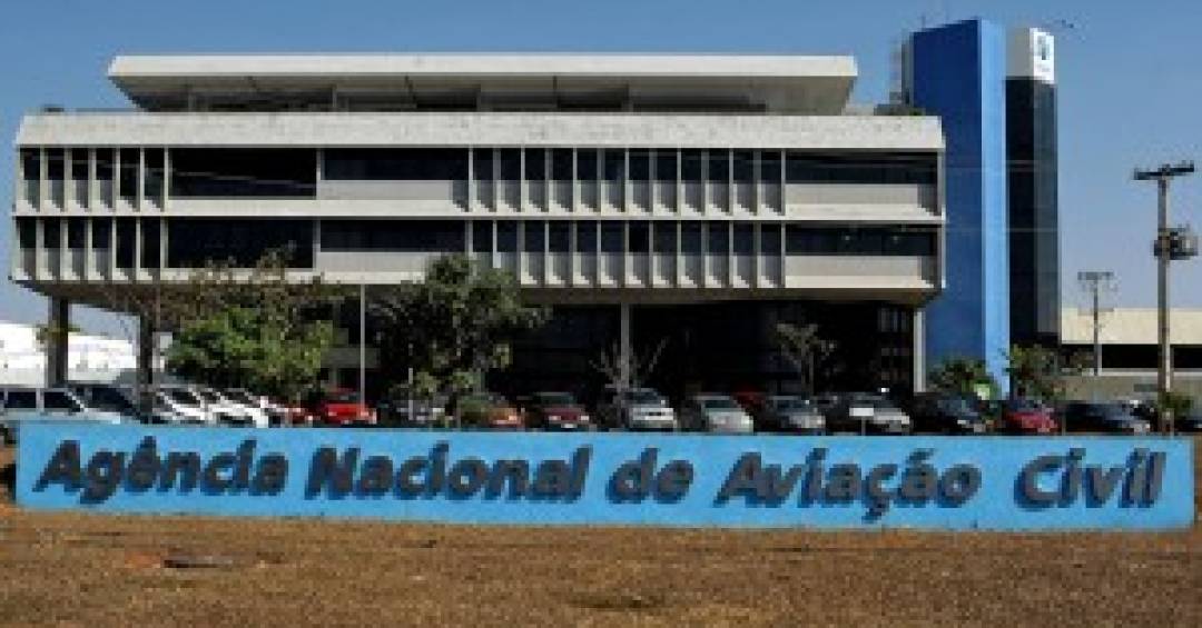 Deputado quer reforçar fiscalização da Anac sobre companhias aéreas