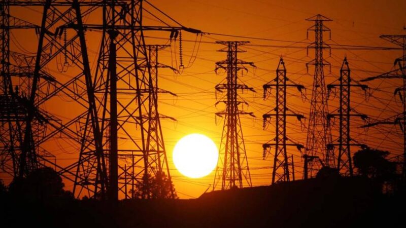 Conta de luz de janeiro será mais barata: entenda o motivo