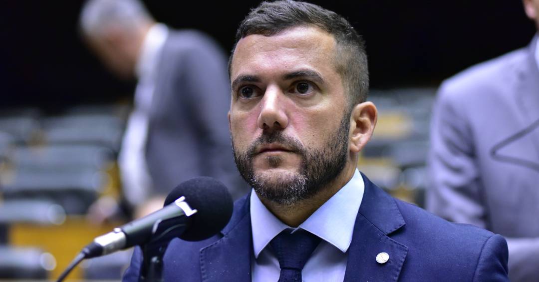 Operação da PF contra Sóstenes e Jordy cria clima de ‘cada um por si’ dentro do PL