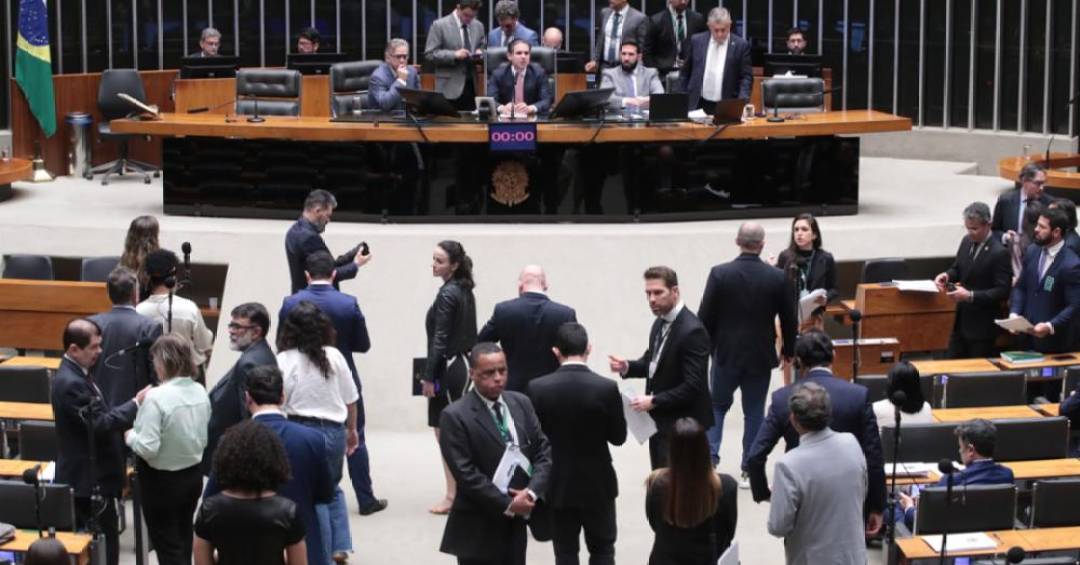 Câmara aprova segundo projeto de regulamentação da reforma tributária