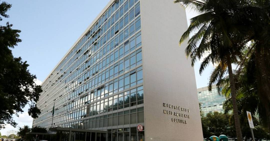 Pesquisador lança estudo sobre crise estrutural da Lei Rouanet