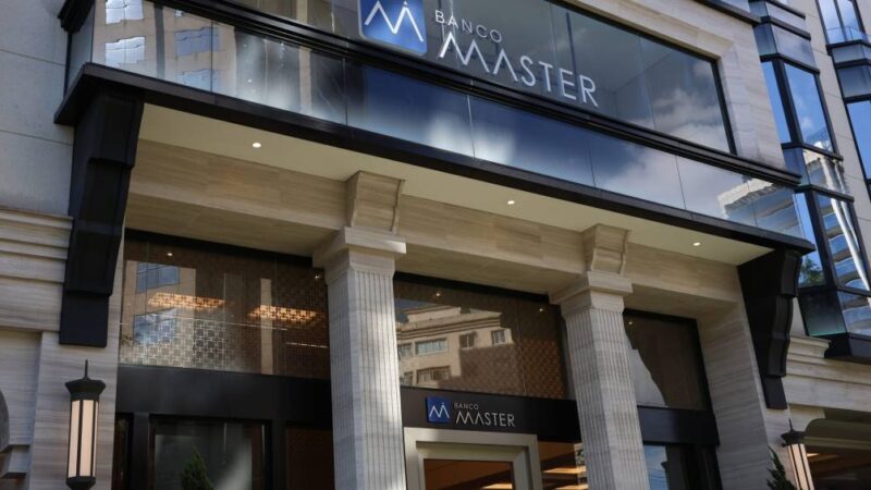 Vorcaro e ex-presidente do BRB se contradizem durante acareação