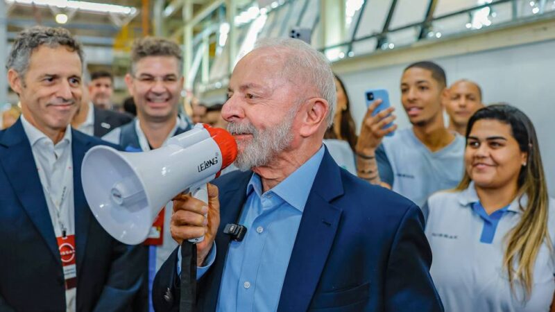 ‘Trump gosta de respostas duras, mas Lula deveria evitar’, aconselha economista