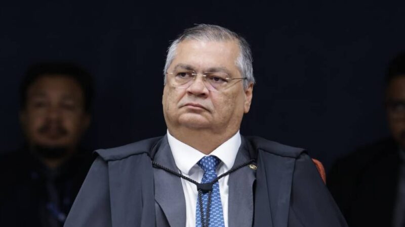 Flávio Dino veta pagamento de emendas a ONGs de parentes de políticos