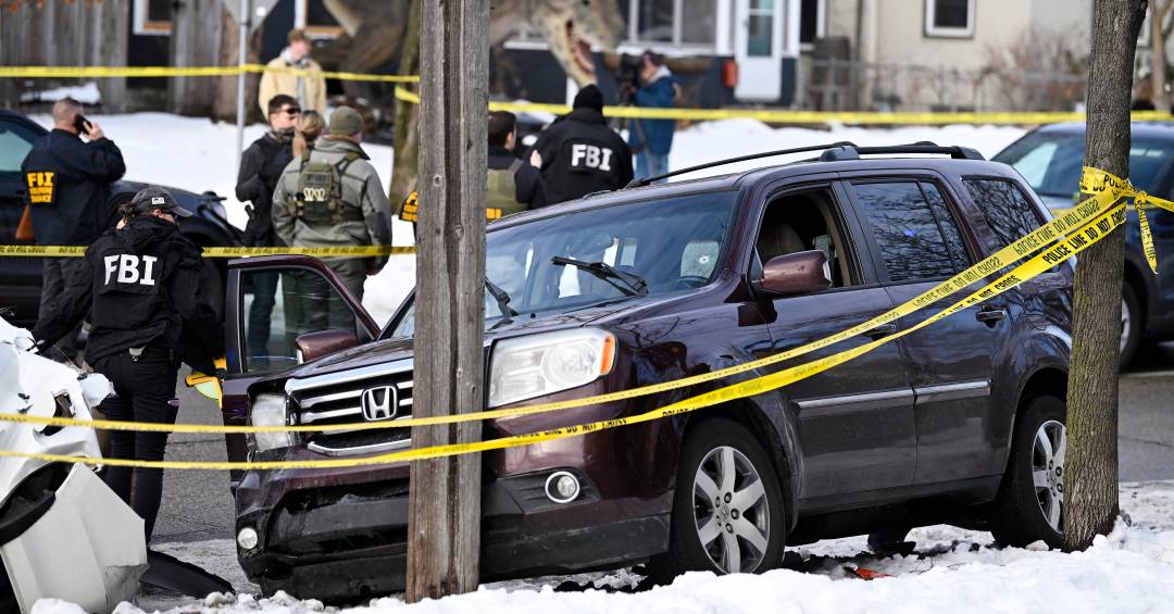 O que é doxing, prática usada por hackers para expor agentes do ICE