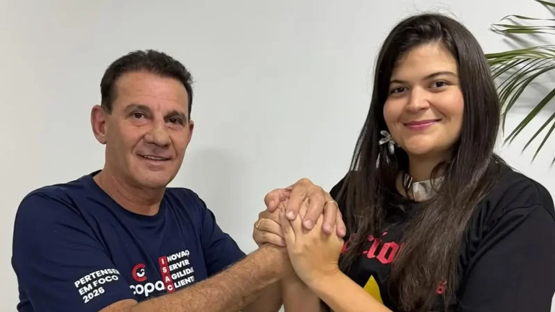 Aava se reúne com Vanderlan e vê espaço para aliança entre PSB e PSD