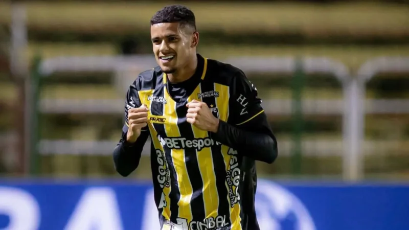 Atlético Goianiense anuncia contratação de atacante para a temporada