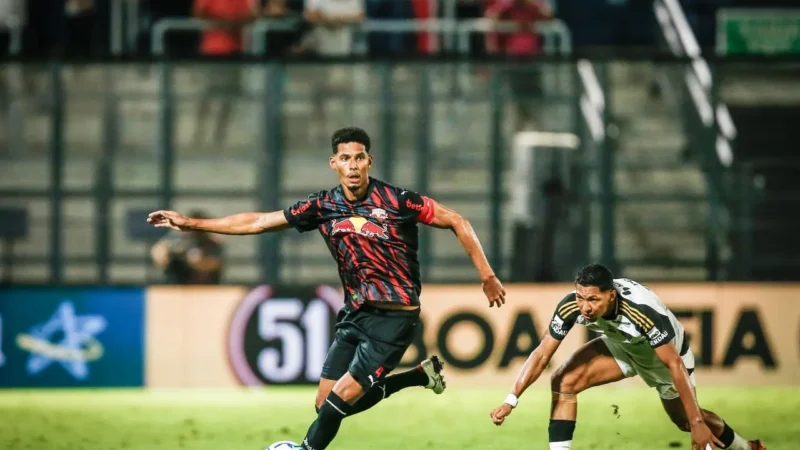 Atlético acerta venda definitiva do zagueiro Alix ao Red Bull Bragantino