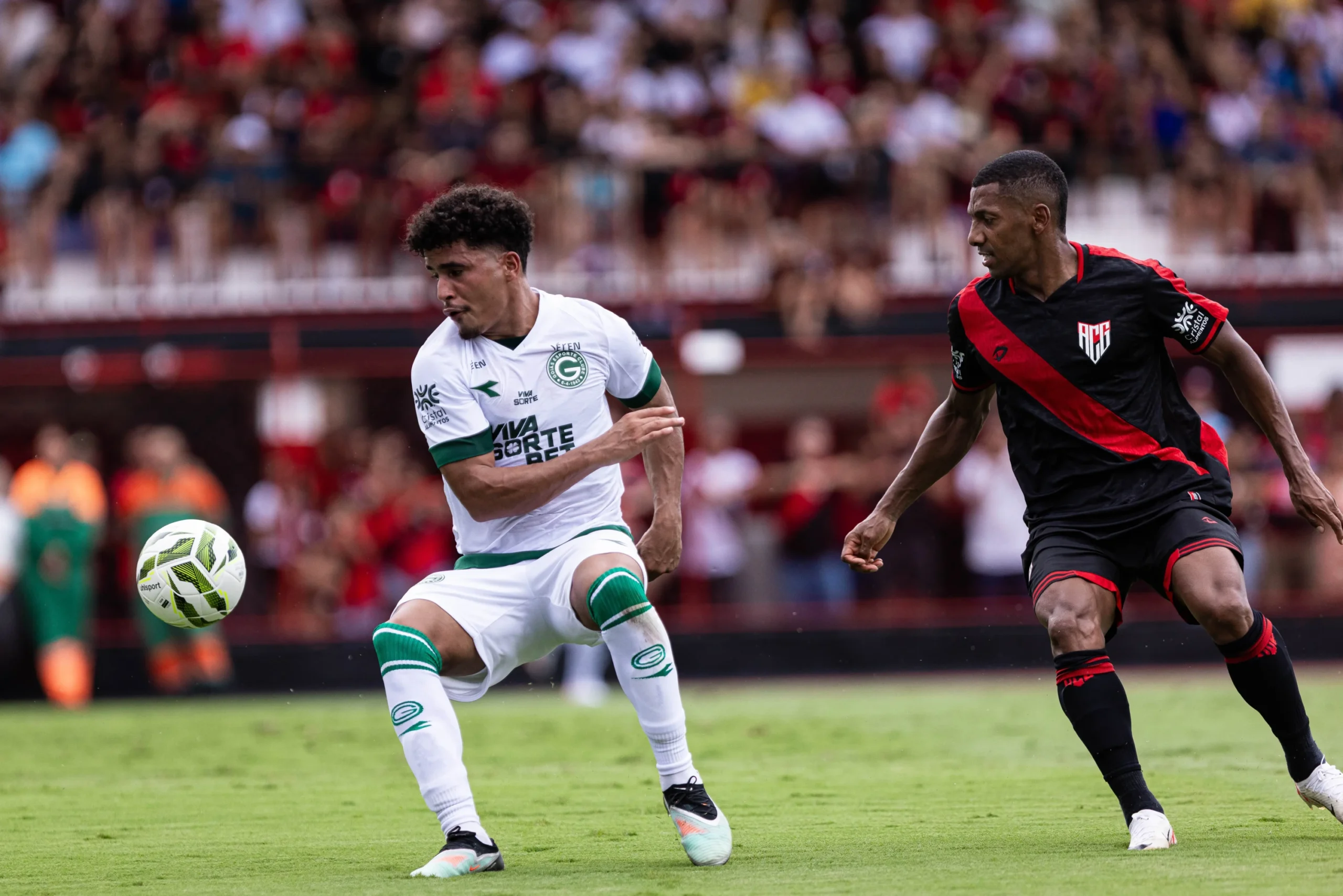 Atlético e Goiás empatam em 1 a 1 pelo Campeonato Goiano