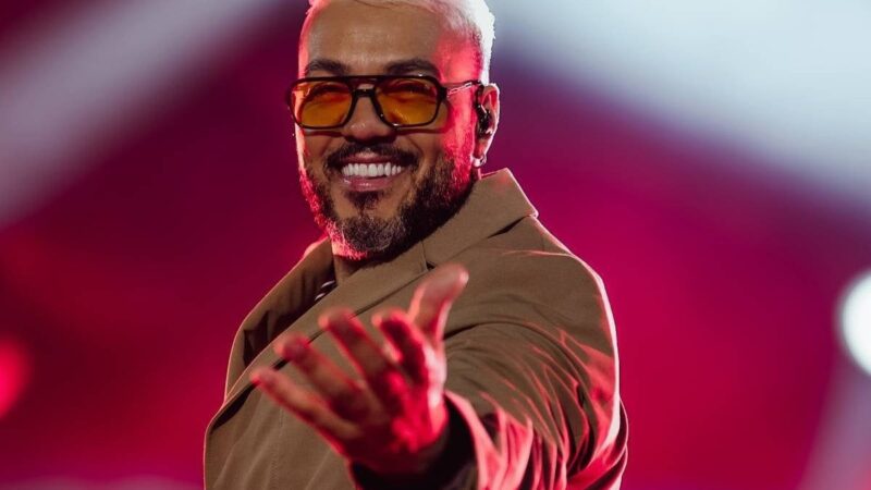 Ator da Globo, Belo terá show transmitido pelo SBT