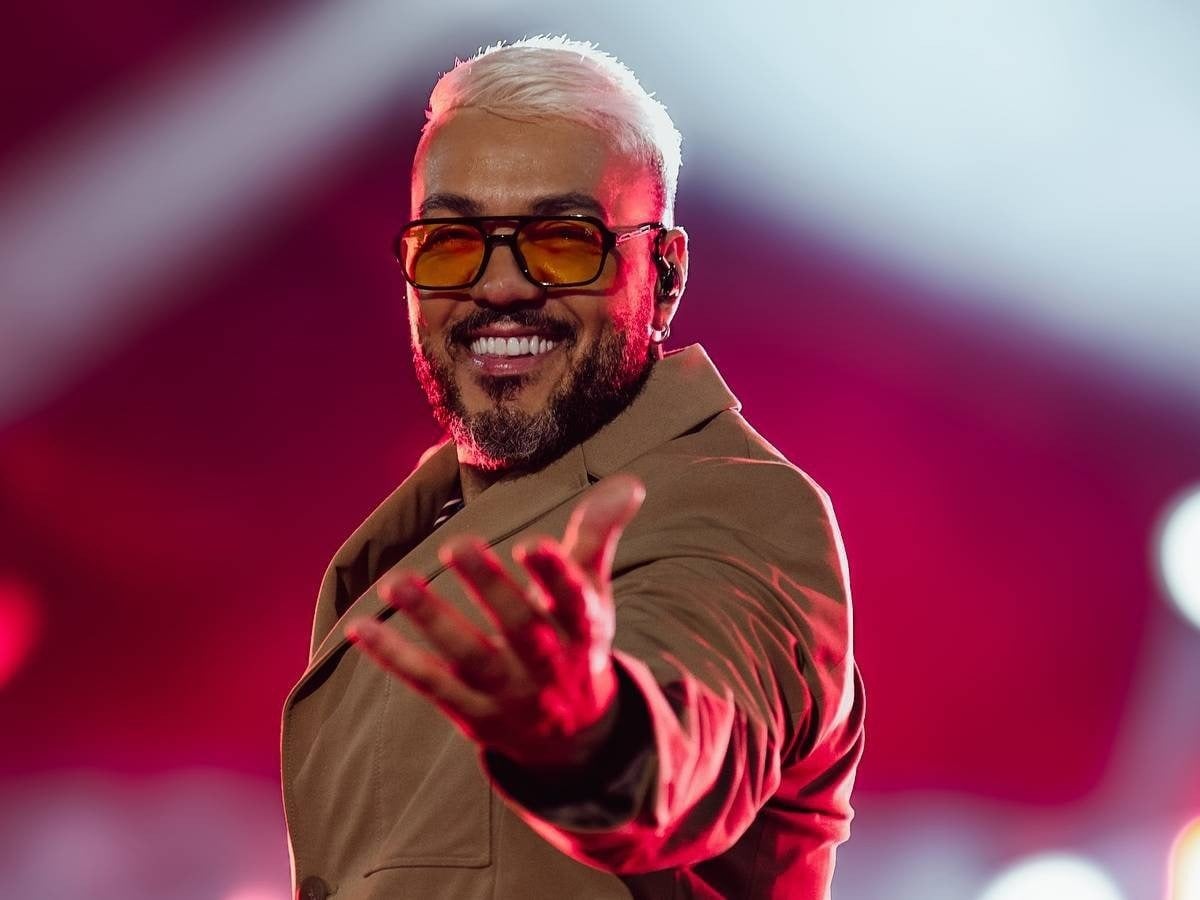 Ator da Globo, Belo terá show transmitido pelo SBT