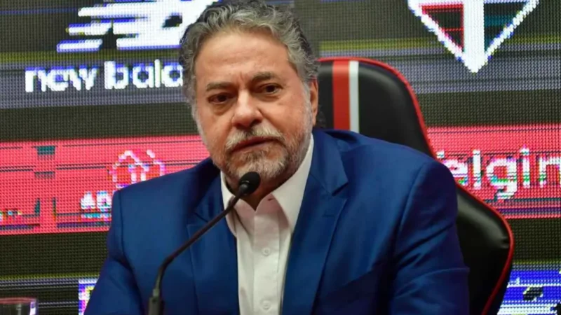 Conselho aprova impeachment e Júlio Casares é afastado da presidência do São Paulo