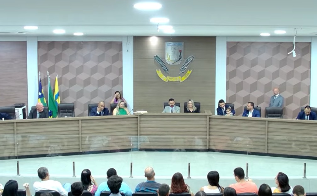 Dudu foi reempossado como presidente da Câmara Municipal