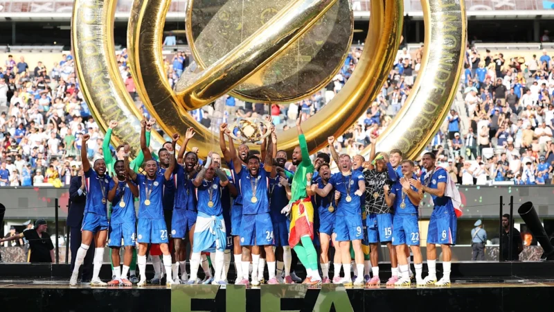 Em reunião com presidente da Fifa, CBF reforça intenção de sediar próxima Copa do Mundo de Clubes