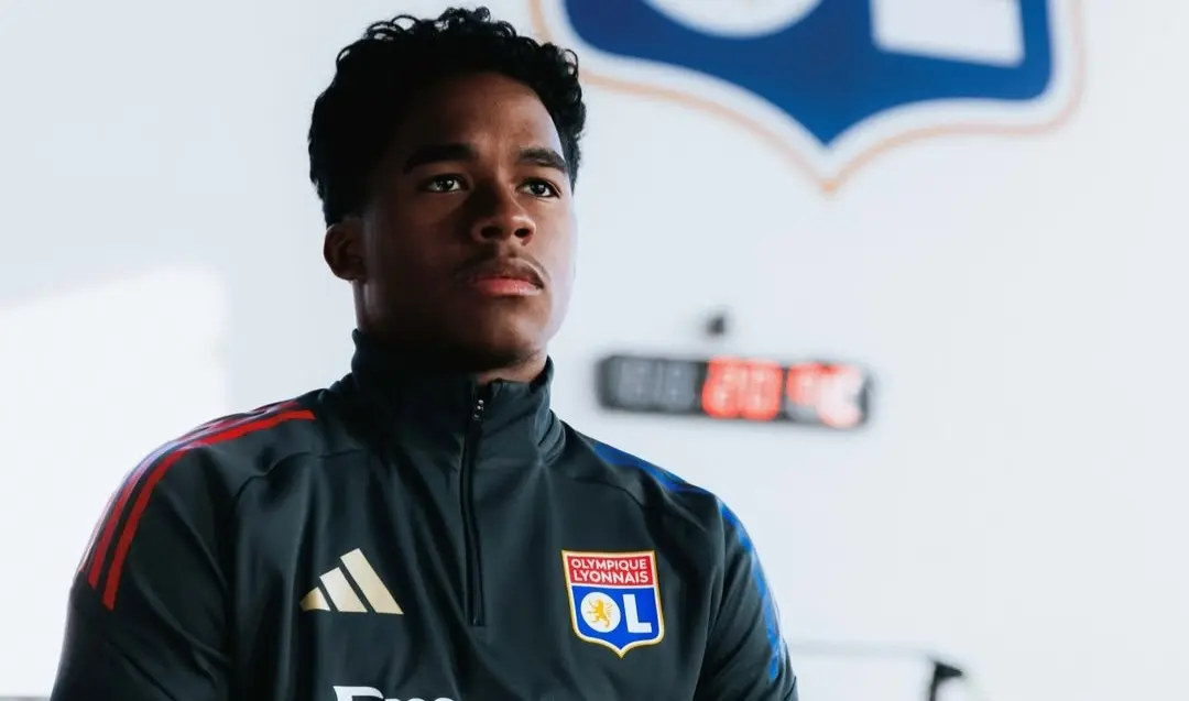 Endrick estampa capa de jornal francês após apresentação no Lyon: ‘Semente de estrela’