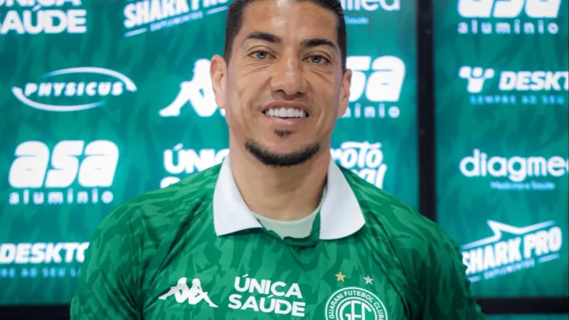 Ex-Vila Nova, Ralf é apresentado no Guarani: “Ainda tenho muito a conquistar”