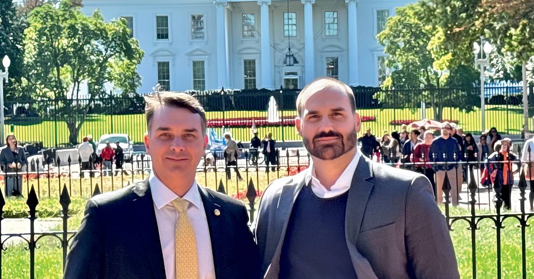 Auxiliares de Lula fazem piada com Flávio Bolsonaro e seu ‘chanceler’