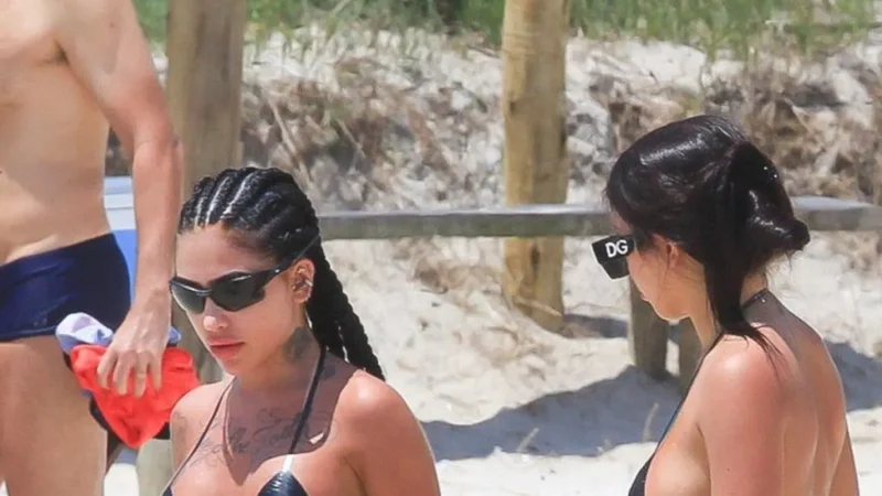 Famosa que lucra no Privacy posta vídeo de minibiquíni; assista