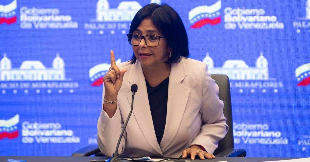 Trump afirma que vice de Maduro coopera, mas número dois do chavismo exige libertação do presidente