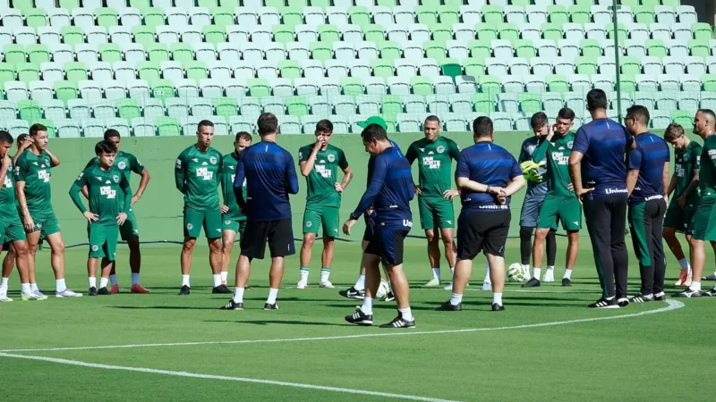 Goiás x Goiatuba: confira a provável escalação do esmeraldino para a estreia no Goianão