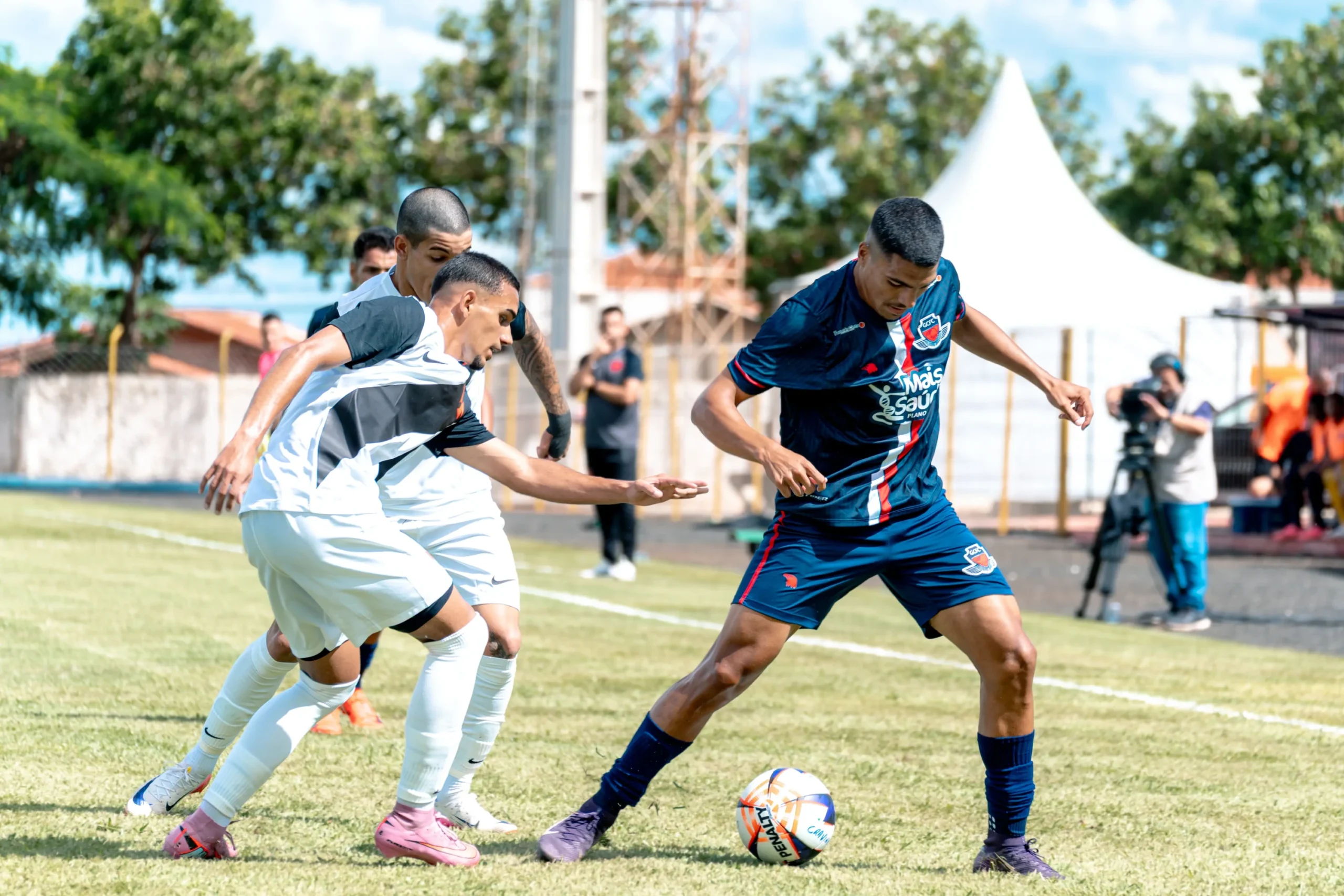 HISTÓRICO! Guanabara City vence o Vasco e segue 100% na Copinha; veja as fotos