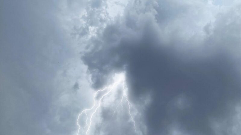 Inmet alerta para tempestades com risco de granizo em Goiás