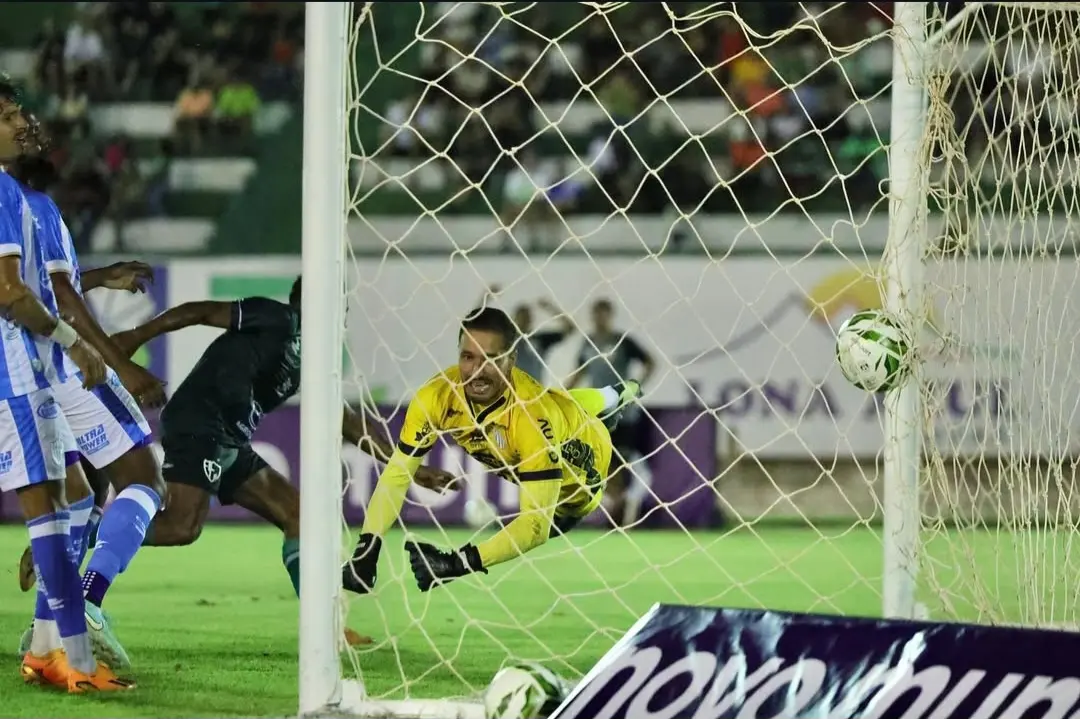 Jataiense e Crac empatam na estreia do Goianão