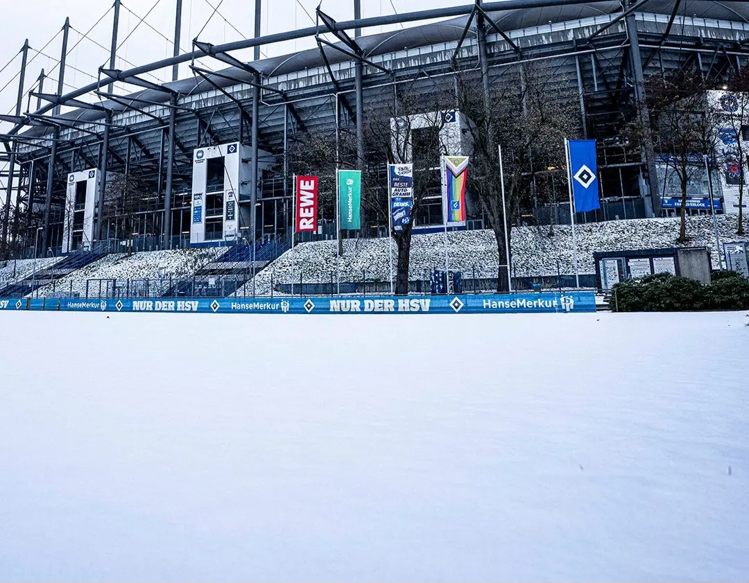 Jogo entre Hamburgo e Leverkusen é cancelado pouco antes do início; confira o motivo