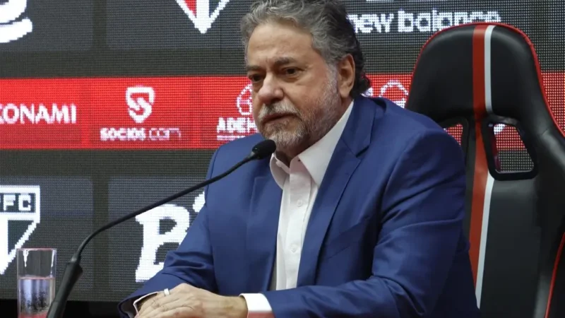 Julio Casares renuncia à presidência do São Paulo