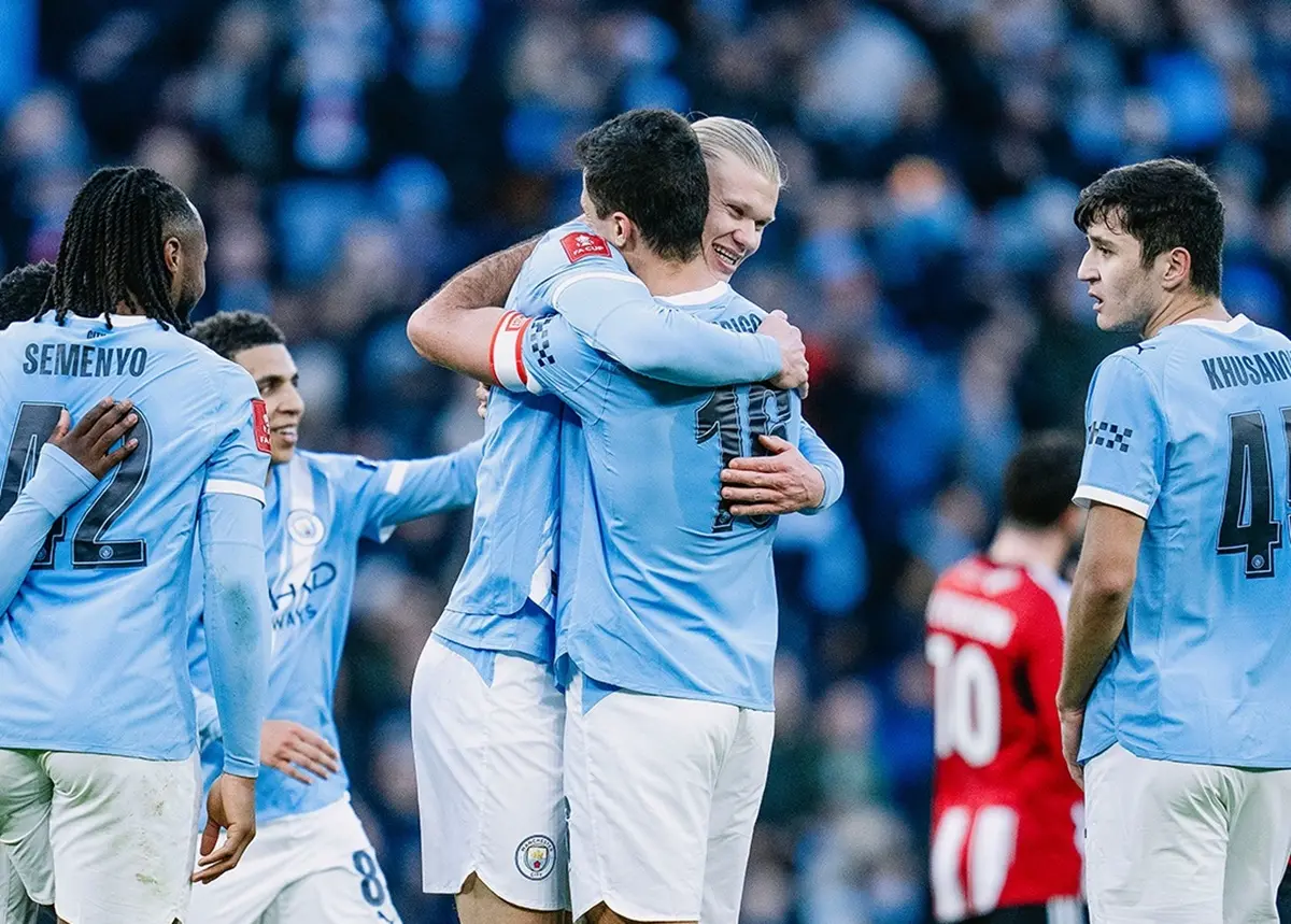 Manchester City aplica goleada em time da terceira divisão e avança na Copa da Inglaterra