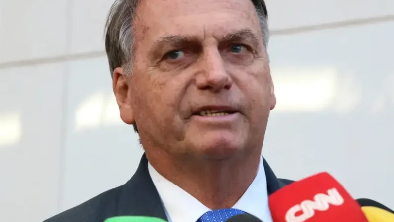 Moraes determina transferência de Bolsonaro para Papudinha