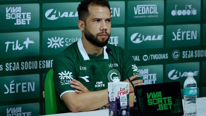 Novo reforço, Rodrigo Soares ressalta cobrança e ambição no Goiás