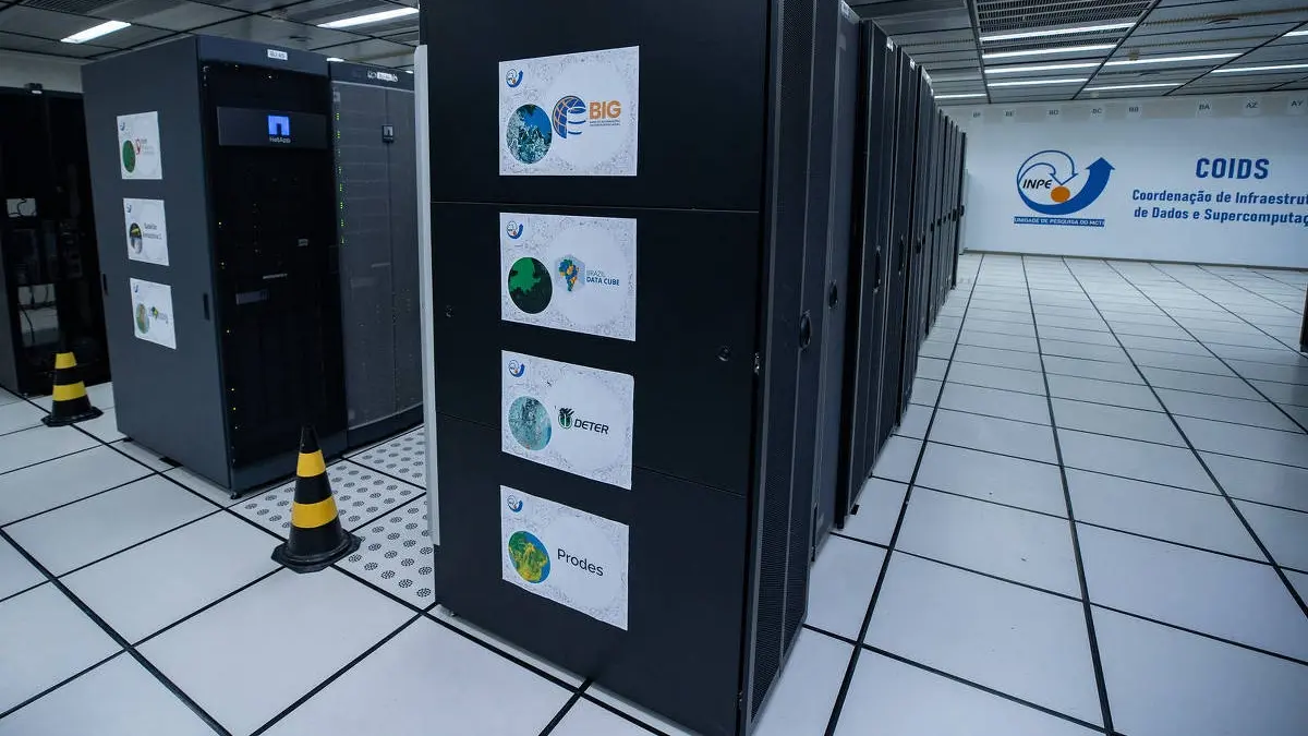 Novo supercomputador do Inpe inicia revolução da previsão do tempo no Brasil