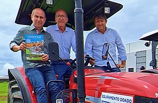 OTONI: Mais de cem tratores e previsão de muitos em 2026