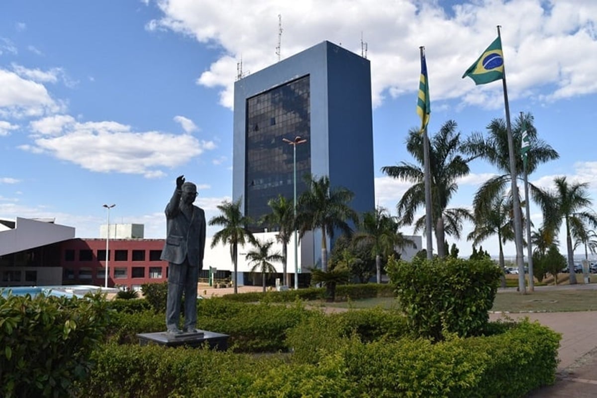 Prefeitura de Goiânia vai revisar jornada de trabalho de servidores com deficiência