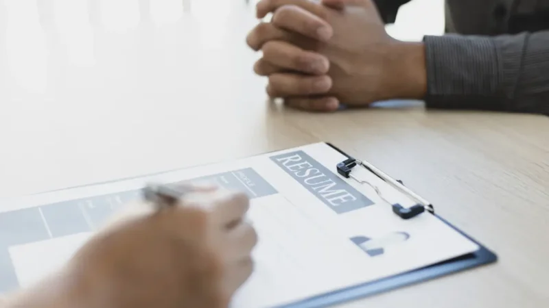 Prefeitura de Mara Rosa lança processo seletivo com mais de mil vagas