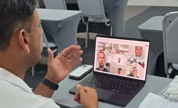 Presidente da Comissão de Arbitragem da CBF se reúne com times goianos