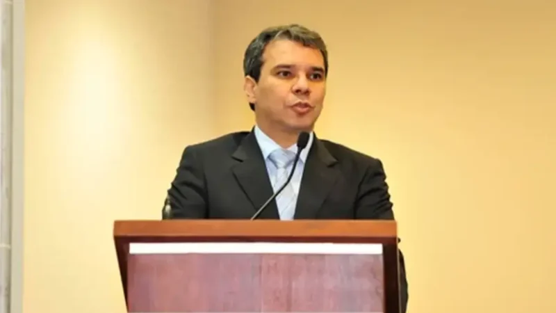 Quem é o advogado que deve ser anunciado ministro da Justiça