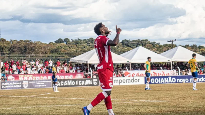 Rafa Silva destaca primeiro gol pelo Vila Nova e comenta boa fase do Tigre no Goianão