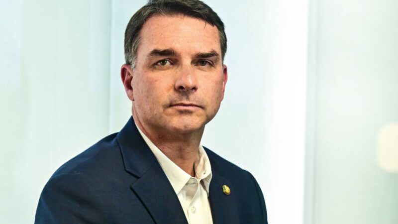 Diretor da AtlasIntel explica por que Flávio Bolsonaro avança nas pesquisas