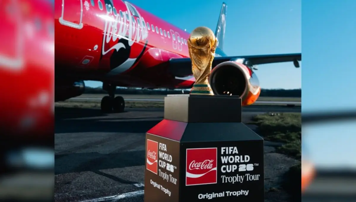 Taça da Copa do Mundo vai passar pelo Brasil em fevereiro durante ação promocional