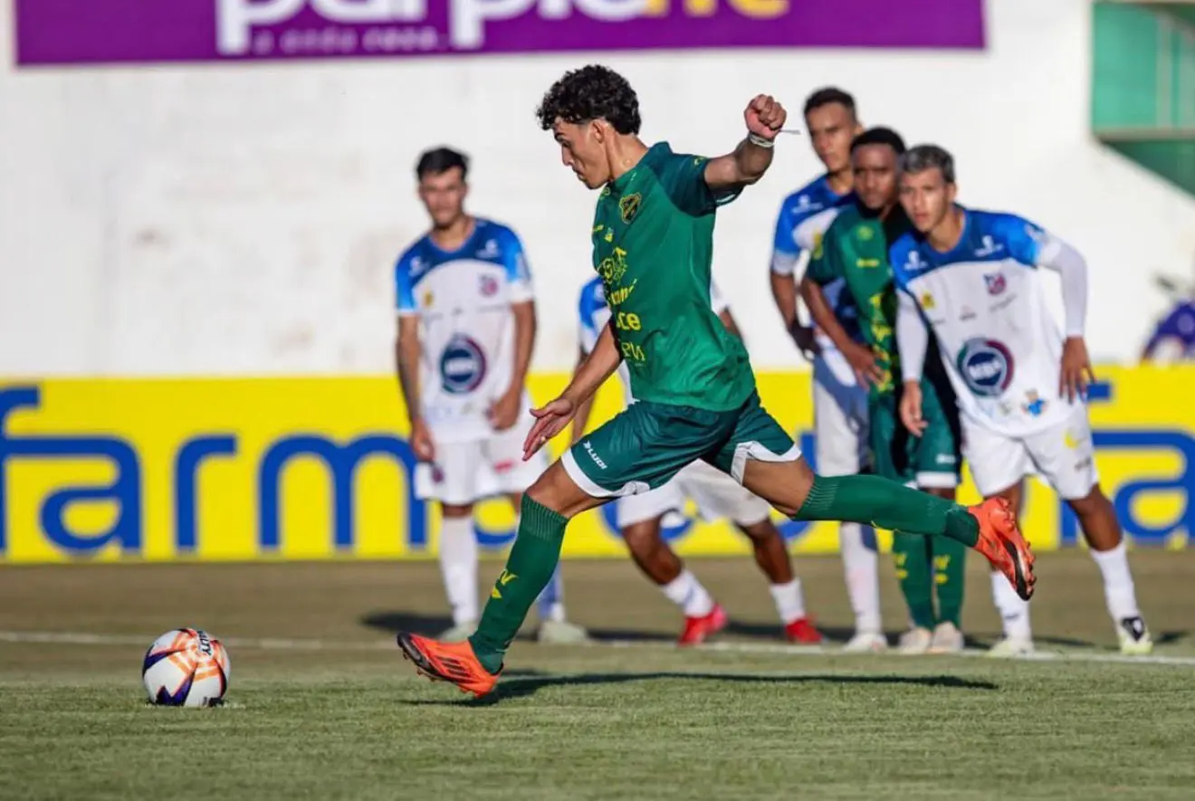 Trindade perde para o XV de Jaú e se complica na Copinha