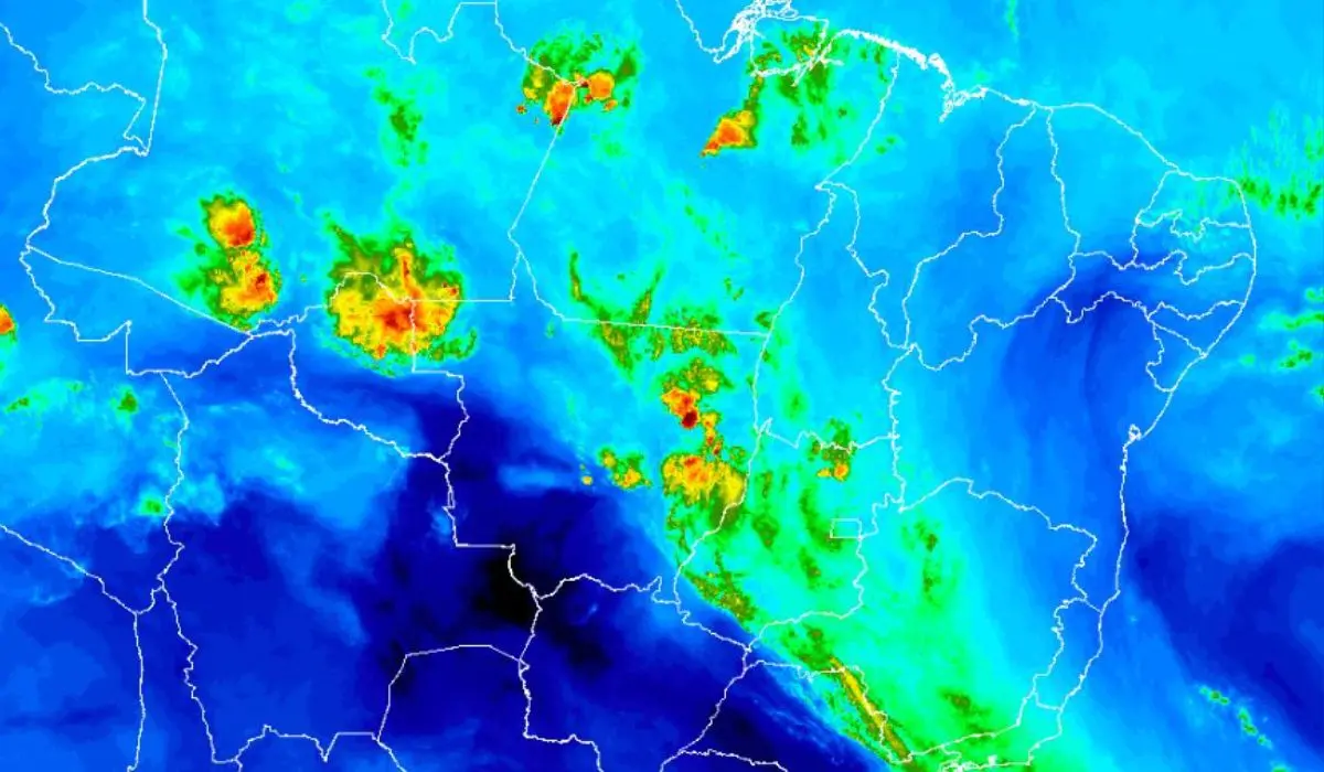 Vapor de água da Amazônia deve provocar chuvas ainda mais volumosas em Goiás; entenda fenômeno