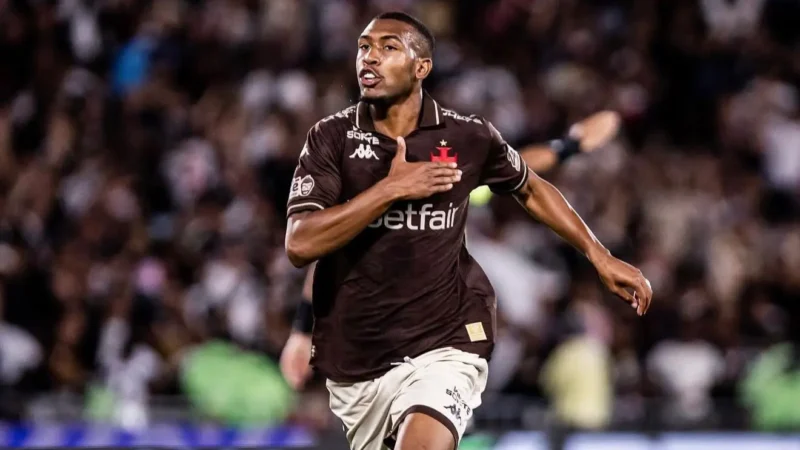Vasco acerta venda de Rayan com clube inglês, segundo o jornalista